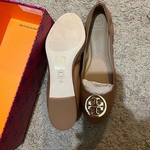 Tory Burch flat shoes